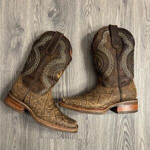 Embroidered Brown square toe Western Boots